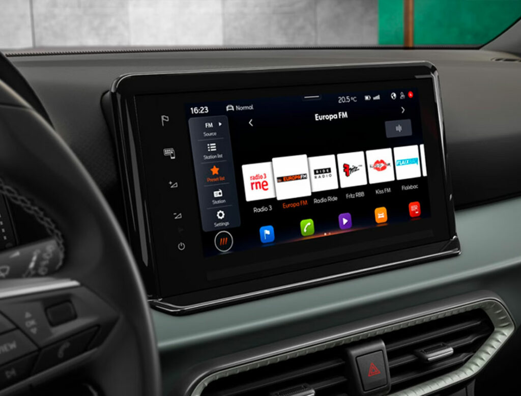 SEAT Arona - Technologies embarquées dans votre voiture - Le système Navi est un écran d'info divertissement qui permet de gérer toutes les fonctionnalité de la SEAT